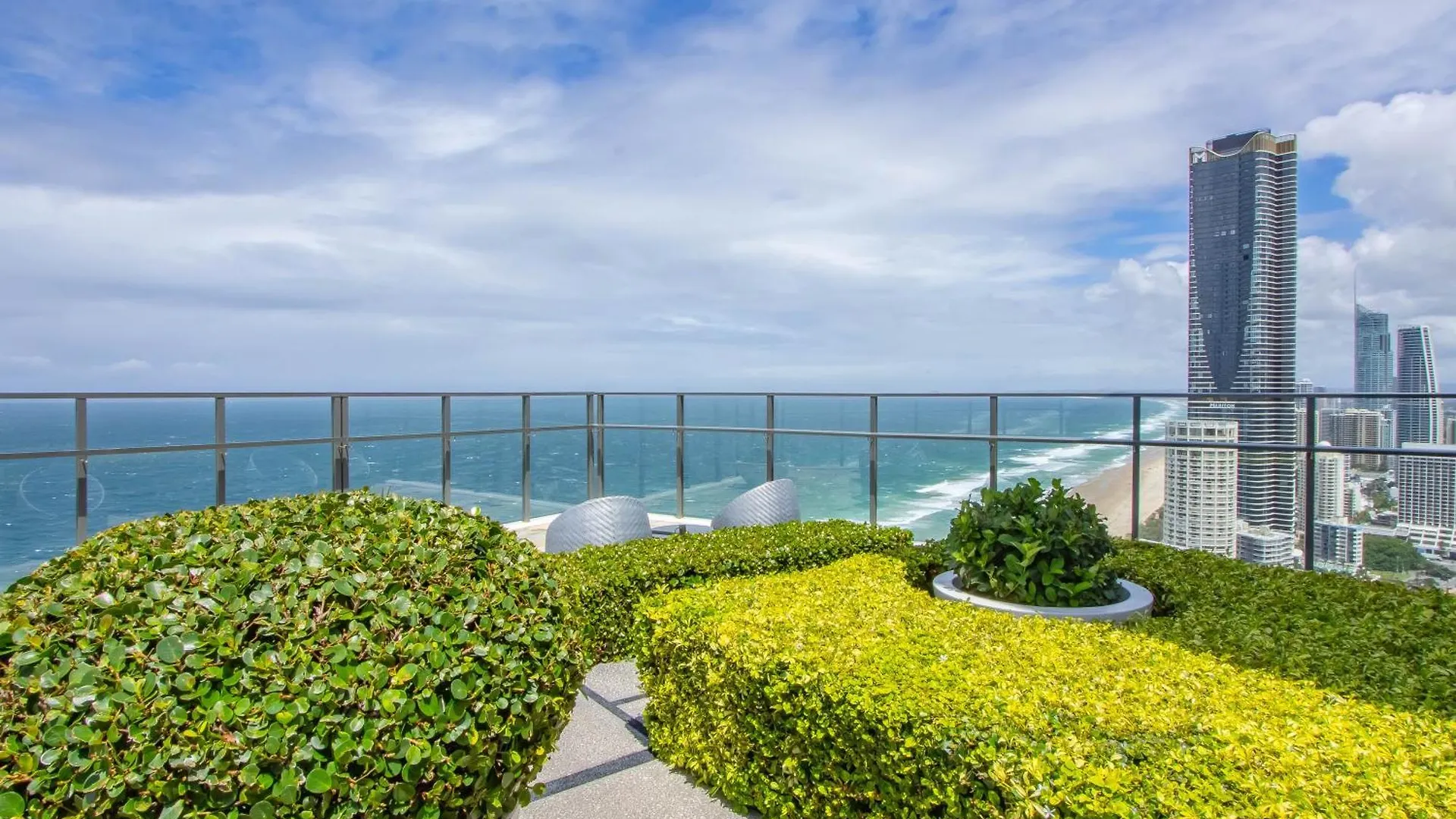 Premium Oceanfront Unit At Rhapsody Surfers Paradise Gold Coast